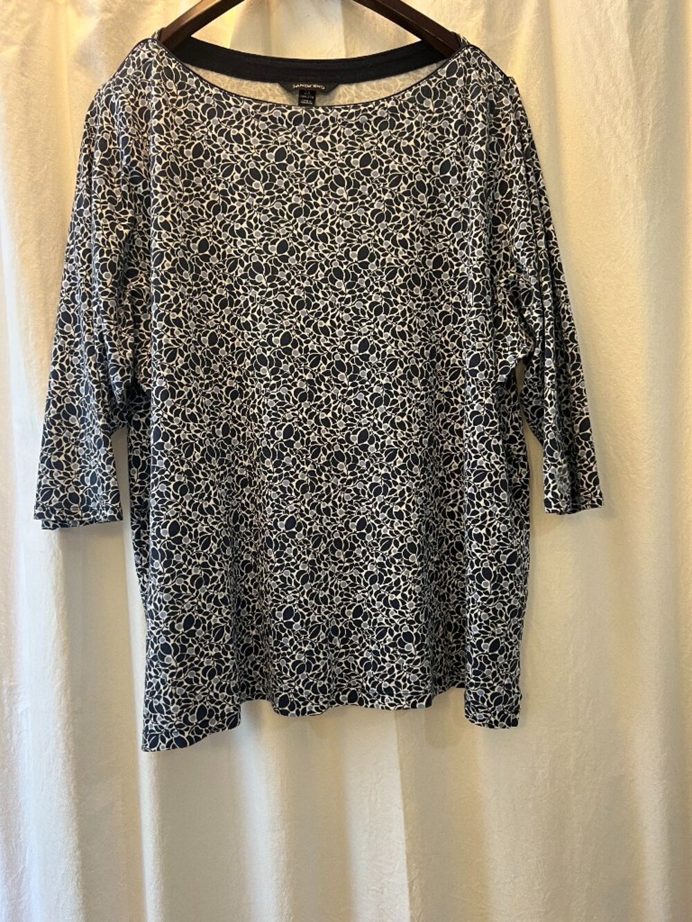 Lands’ End Floral Print T-Shirt 2X Plus 20W-22W Navy Blue
